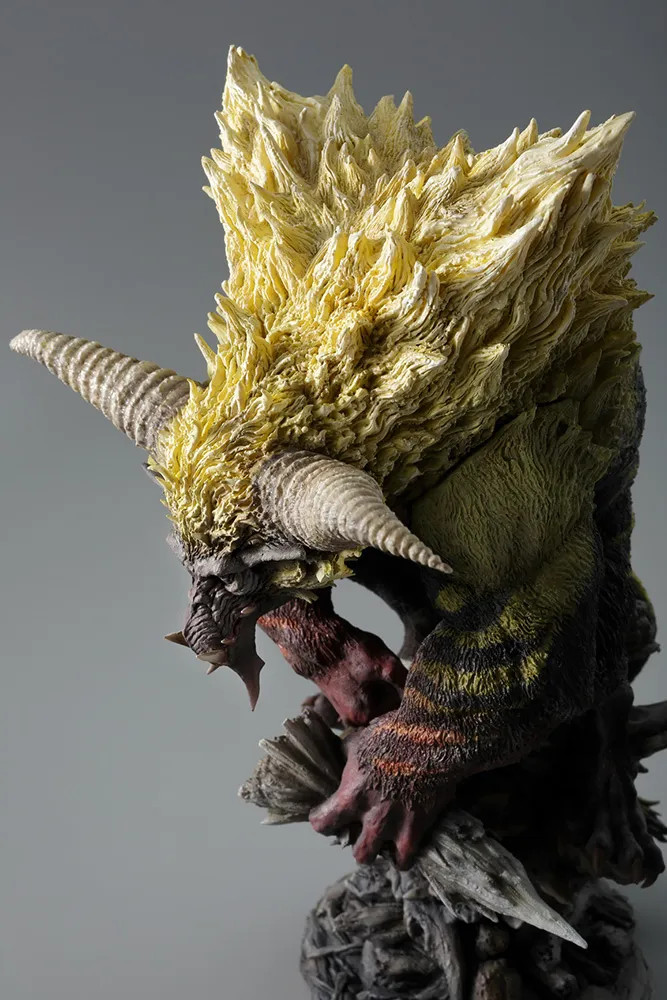 CAPCOM FURIOUS RAJANG フィギュア 復刻版 Monster Hunter Wilds Capcom Figure Builder Creators Model - Gold