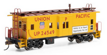 Athearn RTR 90319 Union Pacific Bay Window Caboose #24549 HO