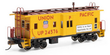 Athearn RTR 90320 Union Pacific Bay Window Caboose #24576 HO