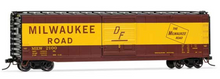Rivarossi HR6584B Milwaukee Road 50; Sliding Door Box Car w/ Roofwalk #2104 HO