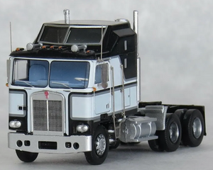 Trainworx 41065 Kenworth K100 Aerodyne Potomac Black & White N scale