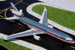 Gemini Jets GJAAL262 American McDonnell Douglas MD-11  N1765B 1/400