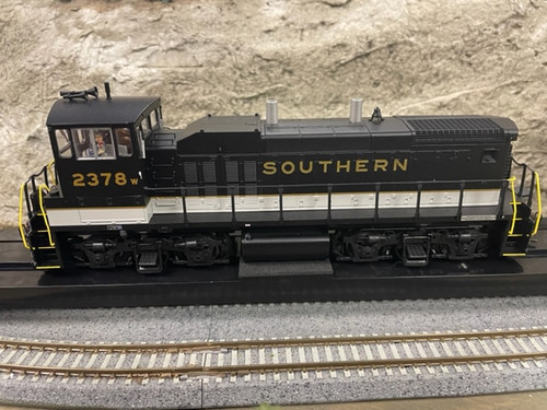 Atlas 10003878 Southern MP15DC #2366 Gold DCC/Sound HO