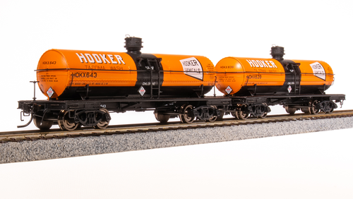 BLI 7676 Hooker AC&F 6K gal tank cars 2-pack, HO