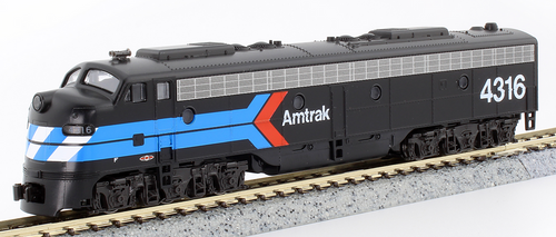 KATO N scale 176-1971-DCC Amtrak E8A #4316 "Day One" pairs with "Rainbow Era"  passenger set