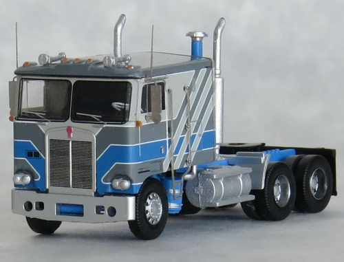 Trainworx 41057 Kenworth K100 VIT Silver & Blue N scale
