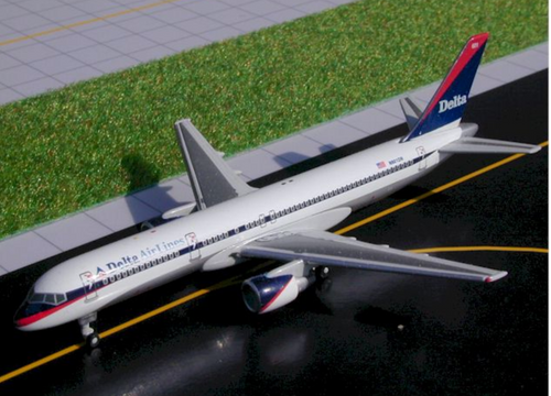 Gemini Jets GJDAL073 Delta Boeing 757-200 N601DL 1/400
