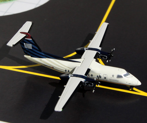 Gemini Jets GJUSA1017 U.S.Airways Express Bombardier Dash 8-200 N987HA 1/400