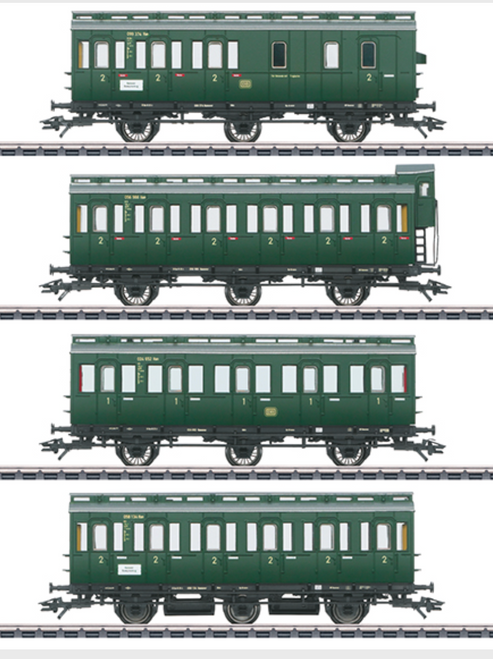 Marklin 42046 Passenger Car Set HO