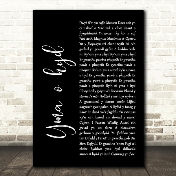 Dafydd iwan Yma o hyd Black Script Song Lyric Wall Art Canvas Framed Print