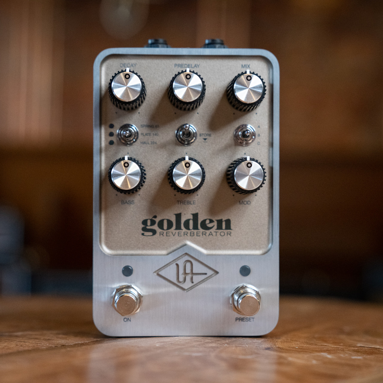 Universal Audio Golden Reverberator Reverb Pedal - Used