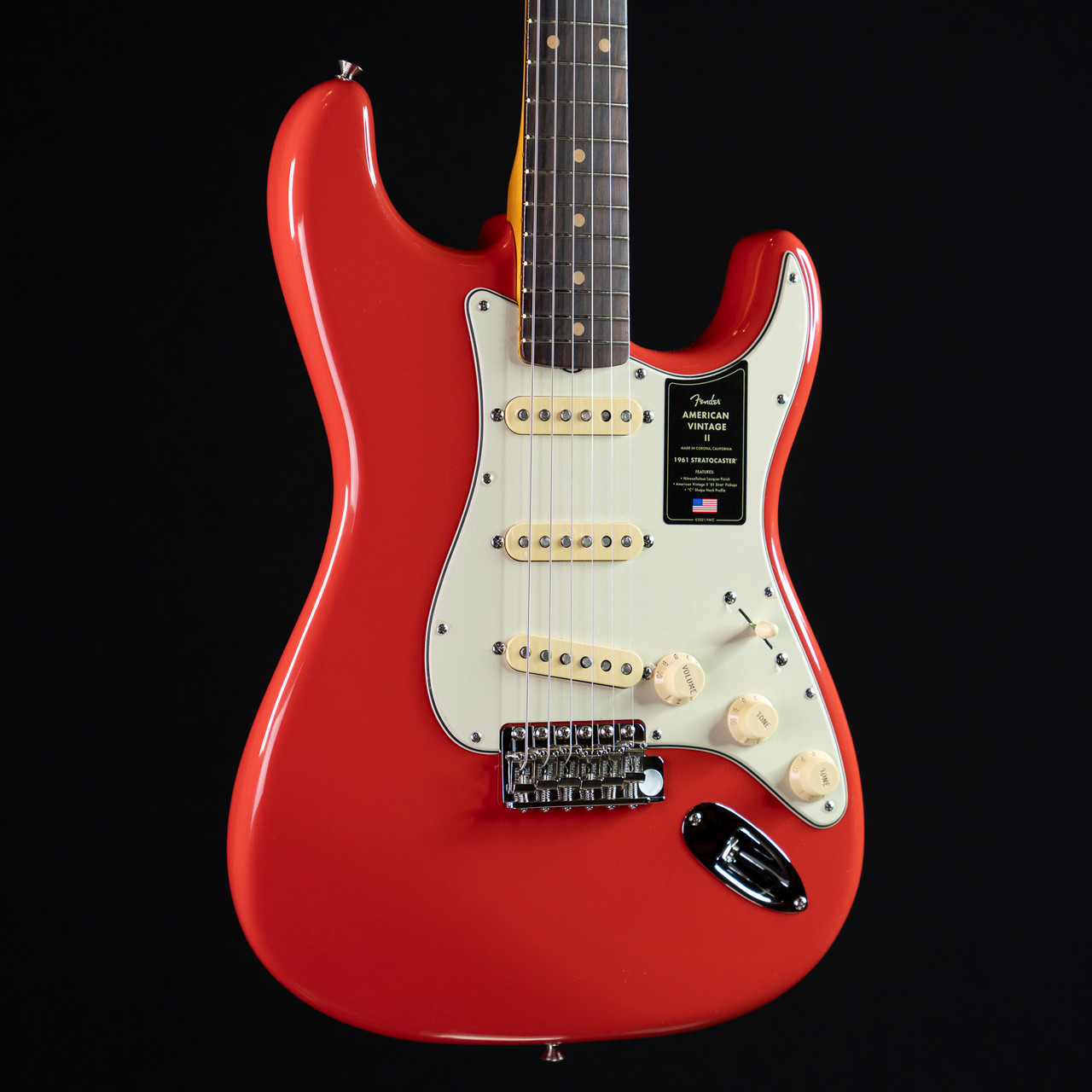 Fender アメヴィンII 61 Stratocaster Amazon.com: Fender American Vintage II 1961 Stratocaster