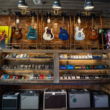 The Impact of the Pandemic on Guitar Retail 
