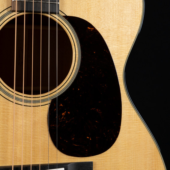 Martin 000-18 Acoustic Guitar