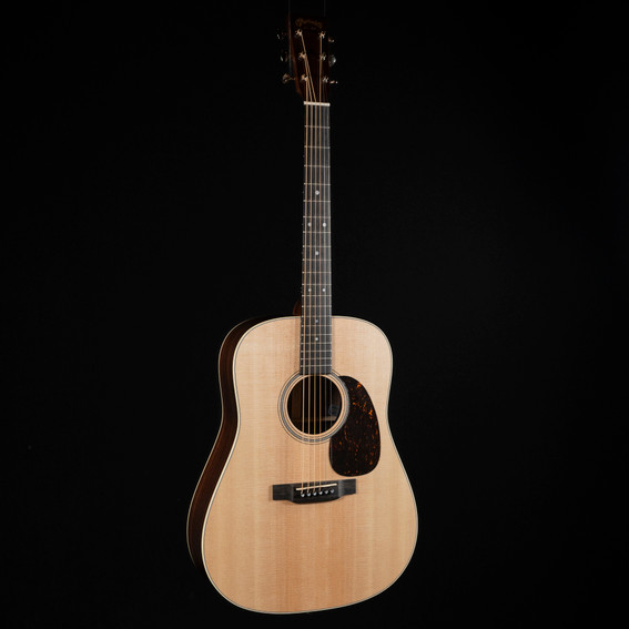 Martin D16e Rosewood Acoustic Electric Guitar Martin D16e Rosewood Acoustic Electric Guitar