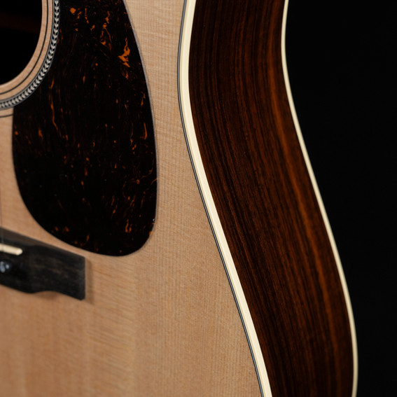 Martin D16e Rosewood Acoustic Electric Guitar Martin D16e Rosewood Acoustic Electric Guitar