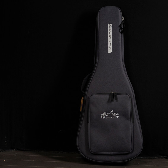 Martin D16e Rosewood Acoustic Electric Guitar Martin D16e Rosewood Acoustic Electric Guitar