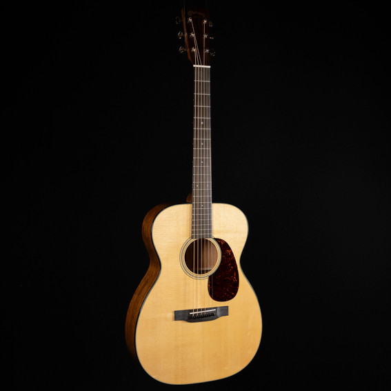 Martin 00-18 Standard Series Acoustic Guitar