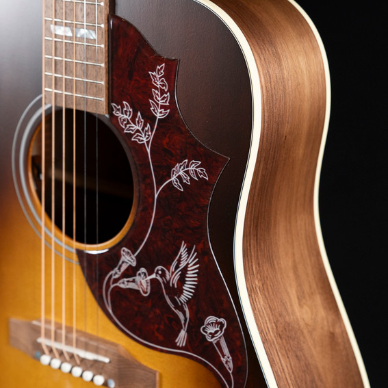Gibson Hummingbird Studio Walnut - Satin Walnut Burst #4079 Gibson Hummingbird Studio Walnut - Satin Walnut Burst #4079