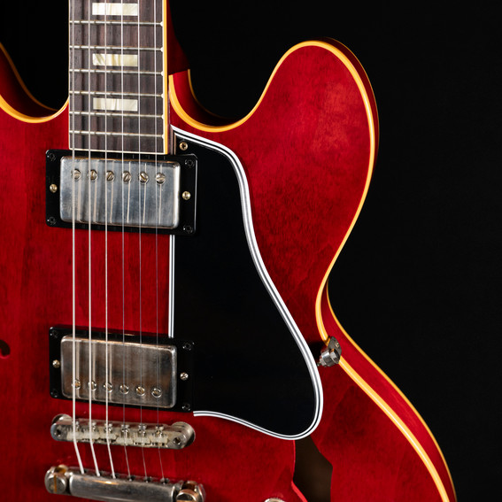 Gibson Custom Shop 1964 Reissue ES-335 Semi-Hollow Electric Guitar - Sixties Cherry