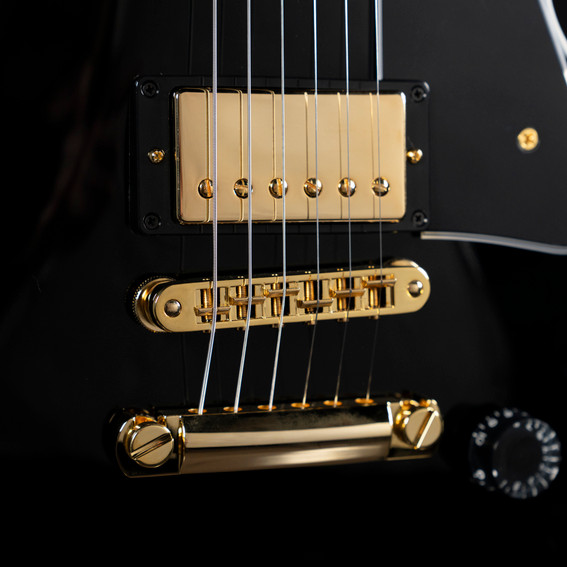 Gibson Custom Shop Les Paul Custom Electric Guitar - Ebony Gibson Custom Shop Les Paul Custom Electric Guitar - Ebony