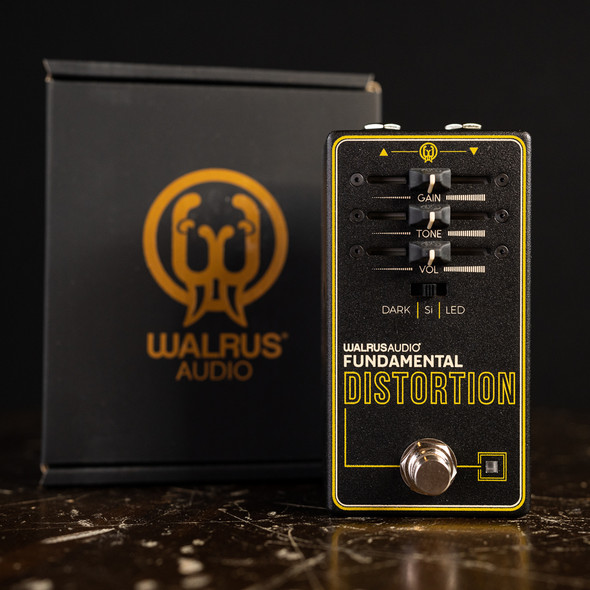 Walrus Audio Fundamental Series Tremolo