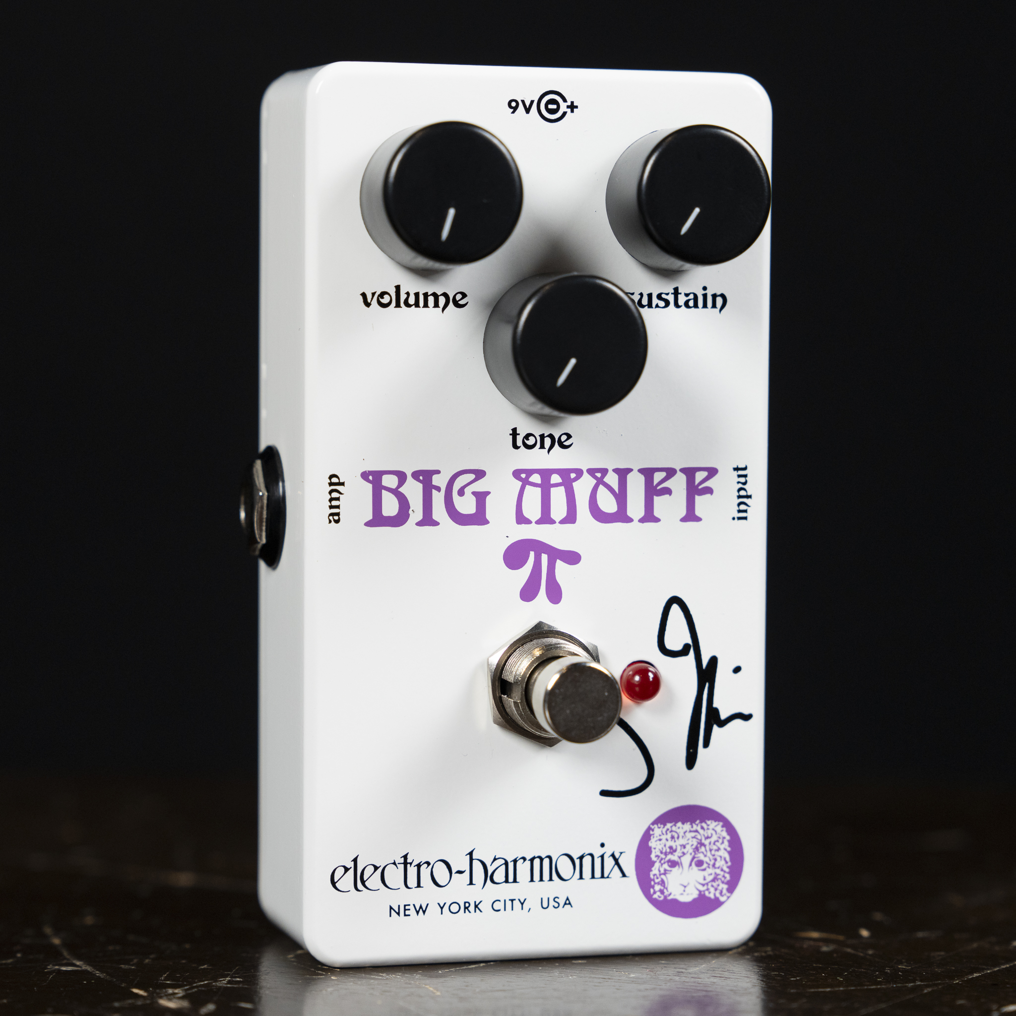 Amazon.com: Electro-Harmonix Ram's Head Big Muff Pi Fuzz Pedal : Musical  Instruments