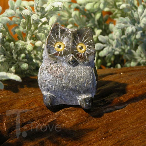 Gray Granite Head Left Sm Owl