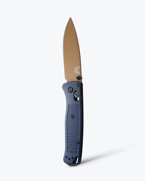 Benchmade Bugout - Crater Blue Grivory, Drop-point