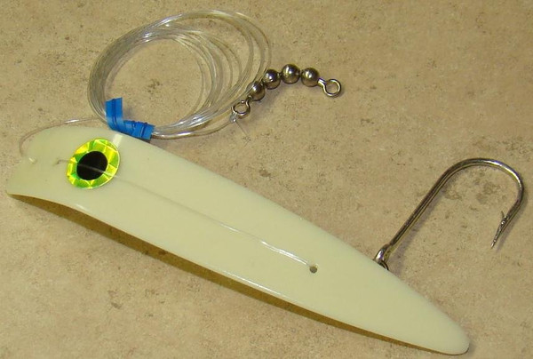 Hotspot Apex Lure 4.5" Glow Bug