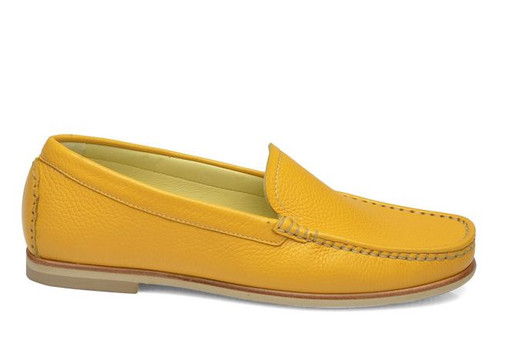 Natural Leather Women's Slip-on Moccasins