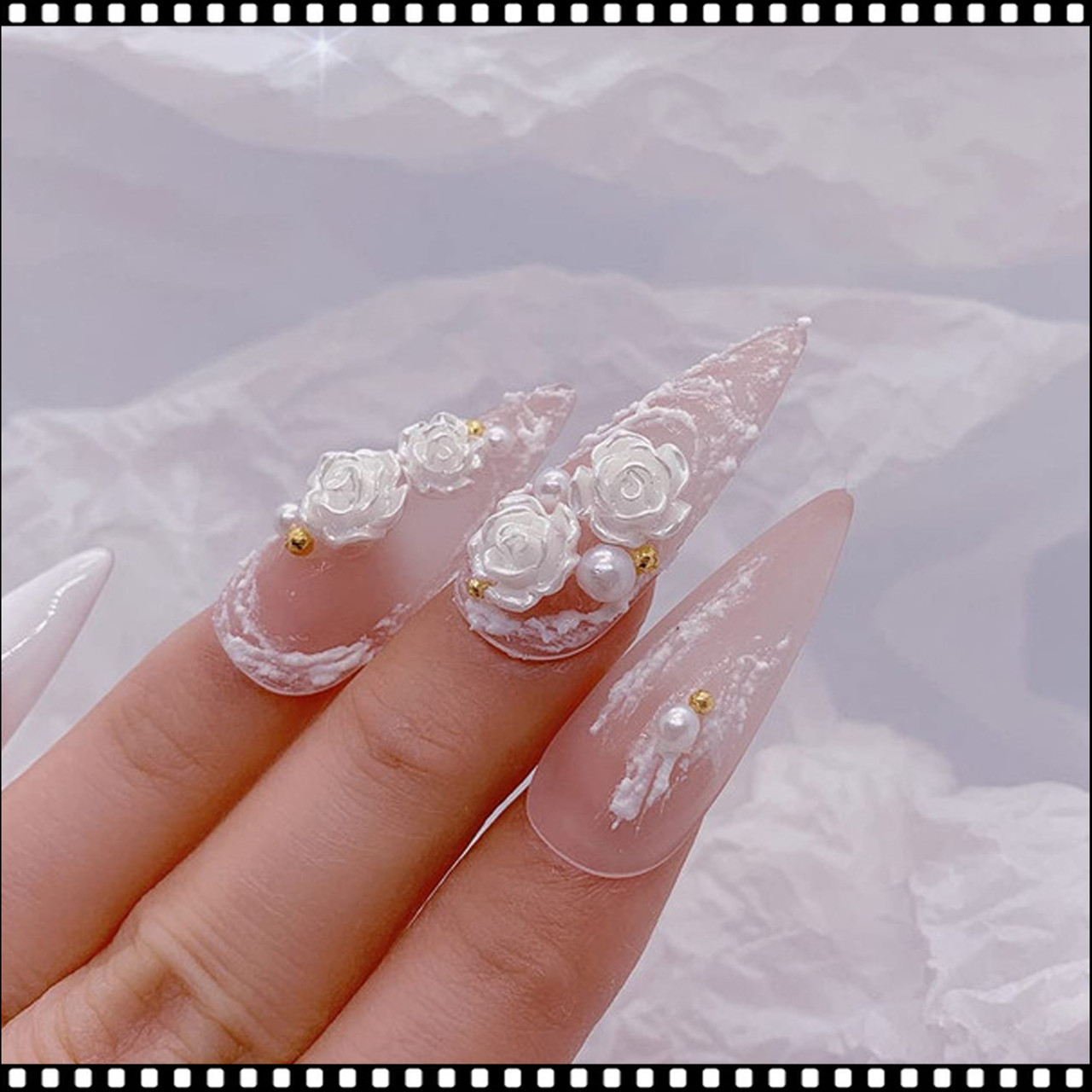 15pcs Iridescent Pearly White Heart Shaped Nail Charms Nails Art