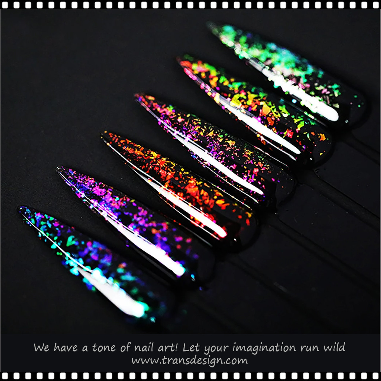 Cre8tion - Chameleon Flakes Nail Art .5g C-03 