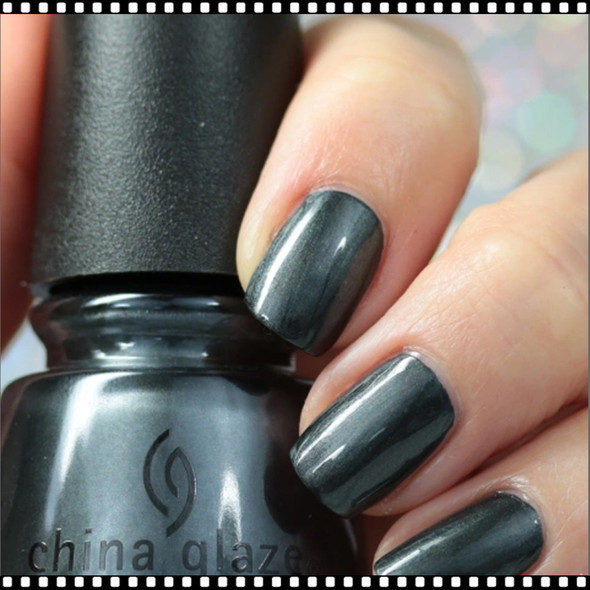 CHINA GLAZE POLISH - Haute & Heavy*