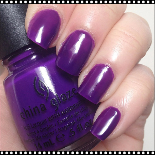 CHINA GLAZE POLISH  - Creative Fantasy*