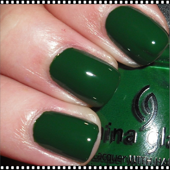 CHINA GLAZE POLISH  - Holly-Day*