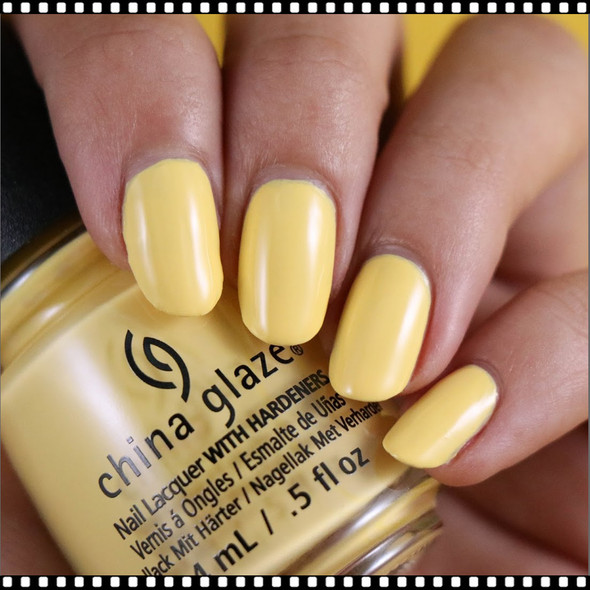 CHINA GLAZE POLISH  - Werk It Honey!*