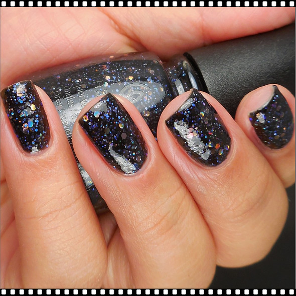 CHINA GLAZE POLISH  - Coal Hands, Warm Heart*