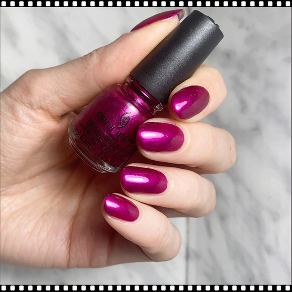 CHINA GLAZE POLISH  - Better Not Pout*