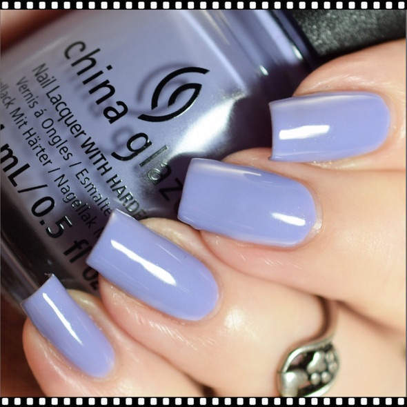 CHINA GLAZE POLISH  - Lavenduh! *