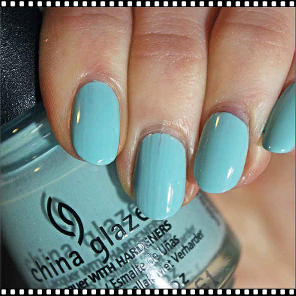 CHINA GLAZE POLISH  - At Your Athleisure*