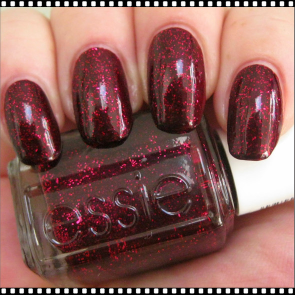 ESSIE POLISH Toggle to the Top #854 *