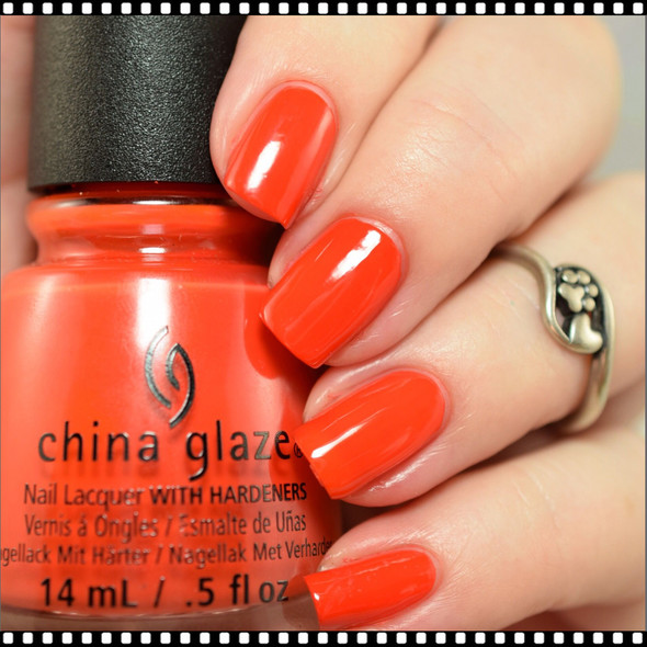 CHINA GLAZE POLISH  - Sunset Seeker*