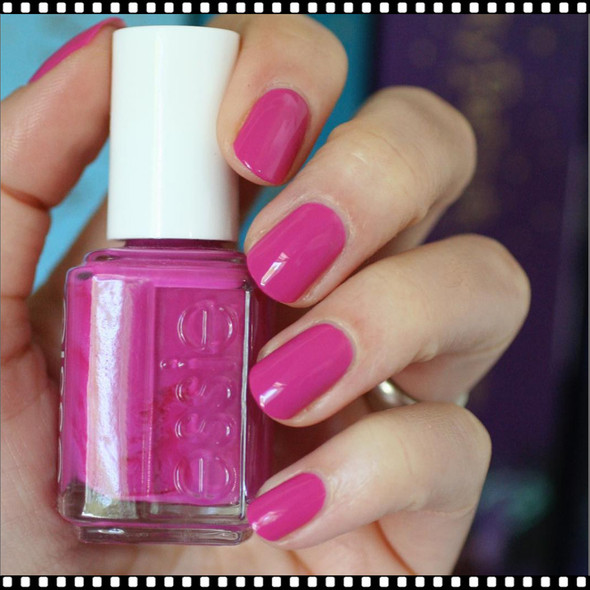 ESSIE POLISH Coacha'bella #917 *
