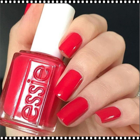 ESSIE POLISH Eclair My Love #1058 *