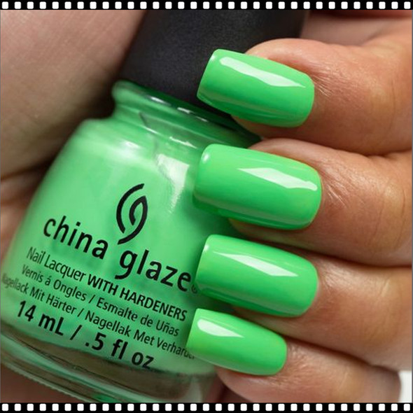 CHINA GLAZE POLISH - Shore Enuff*