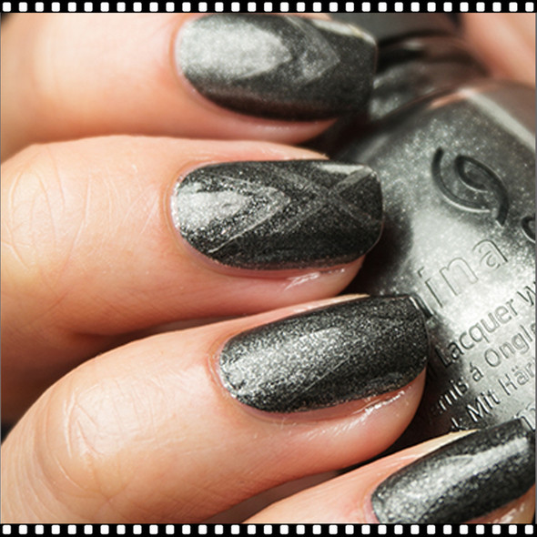 CHINA GLAZE POLISH - Stone Cold*