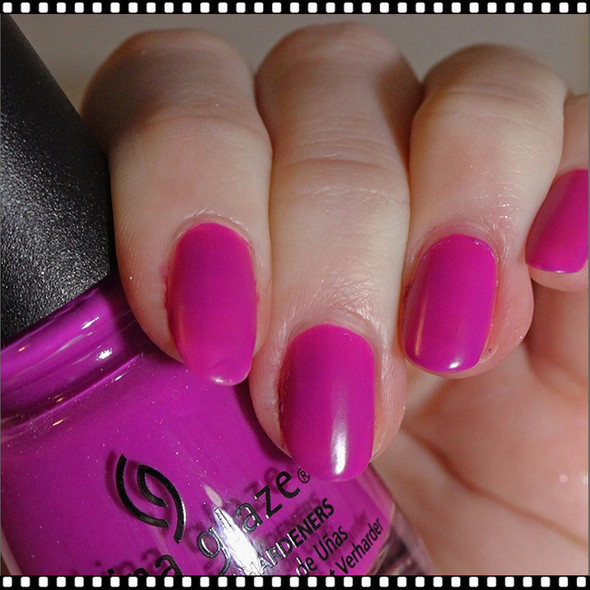 CHINA GLAZE POLISH - Under the Boardwalk*
