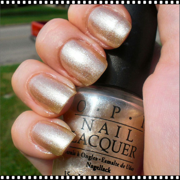 OPI NAIL LACQUER Up Front & Personal #NLB33*