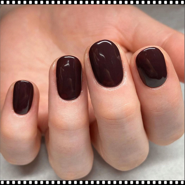 CND Vinylux - Fedora 0.5oz. (0)